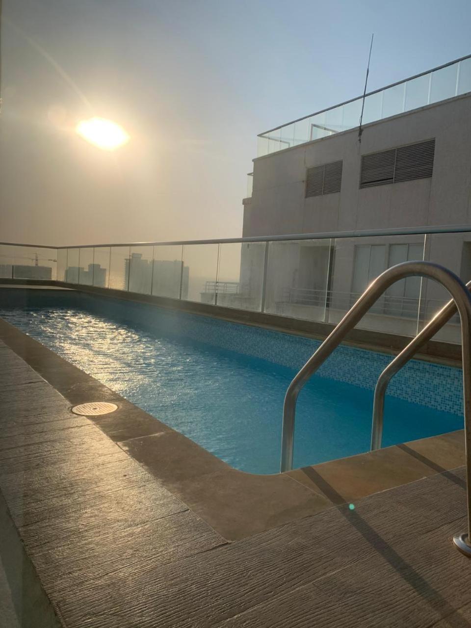 Apartamento Hermoso Apto De 3 Hab Cerca A Al Mar